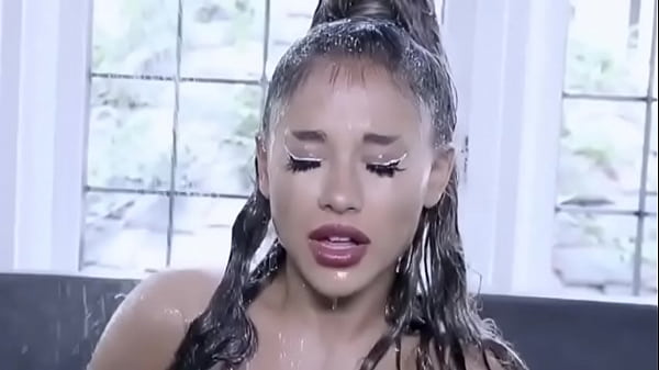 Ariana Grande — Performer Biography & Videos on SexSpit