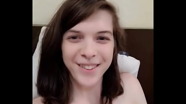Autumn — Performer Biography & Videos on SexSpit