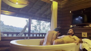 Após passeio nada melhor que transar na jacuzzi – Ana Rothbard