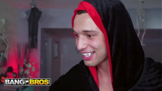 BANGBROS – Kay Lovely And Valerica Steele’s Halloween Hookup Gets Wild With A Visit From Count Dickula
