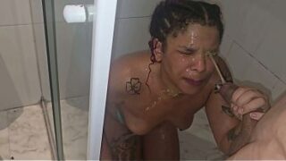 Fodendo devagarinho um cuzinho apertado