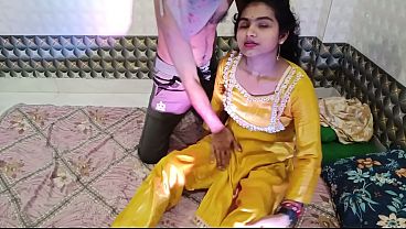 Indian Wife Hot Sex in Yellow Dress & Maroon Top – Real Couple