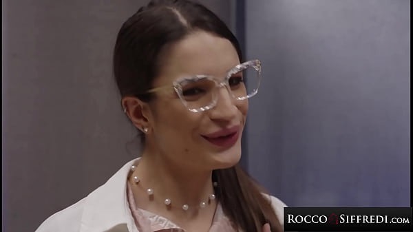 ROCCO SIFFREDI – Horny Brunette Candie Luciani Gets Her Ass Destroyed by Massive Cocked Doc