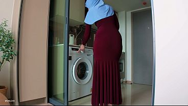 Step Mom in a hijab accidentally caught my naughty stare on her round ass