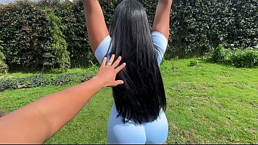 Roxy gutierrez hermosa MILF LATINA, se folla con su enorme culo, la ENORME VERGA de su entrenador