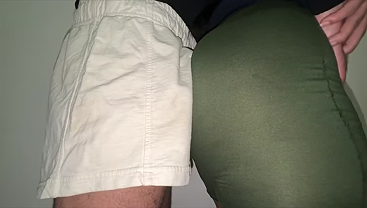 Girl Grabs Stranger’s Dick and They Get Really Turned on